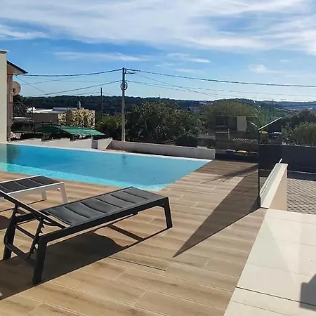 Amazing In With Private Swimming Pool, Be Inside Or Outside Ferienhaus *
